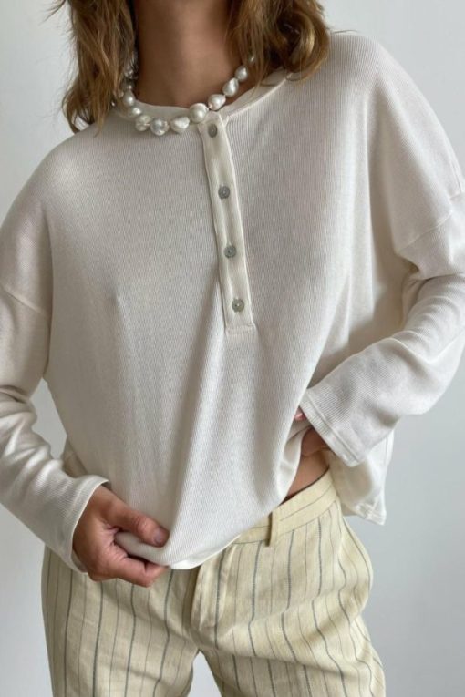 Themodestmoth.shop04858896d2 1