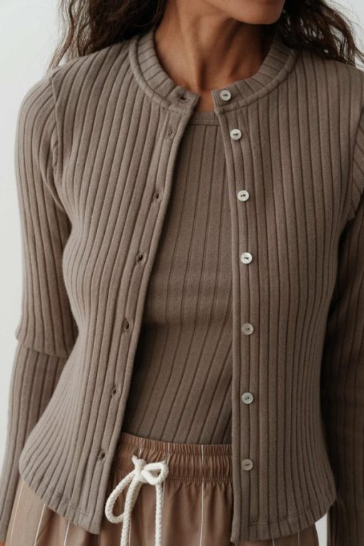 Themodestmoth.shop07eb554578 3