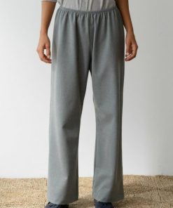 Themodestmoth.shop0e1aa43472 1
