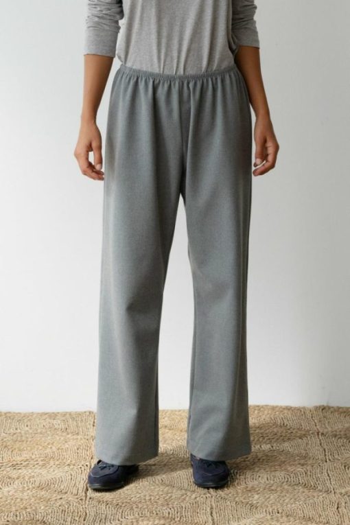 Themodestmoth.shop0e1aa43472 1