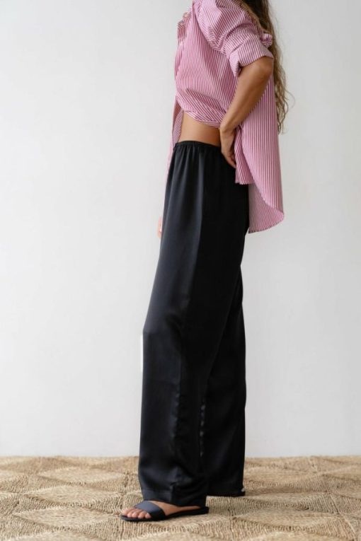 Themodestmoth.shop17512466d7 3