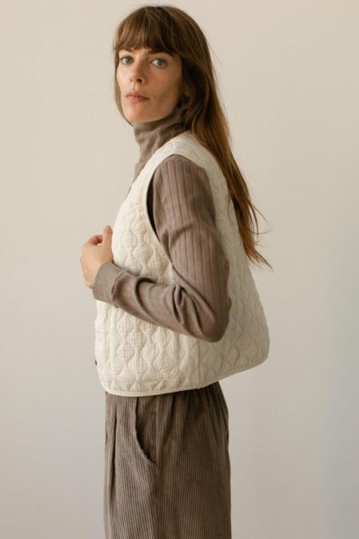 Themodestmoth.shop37b2843c33 3