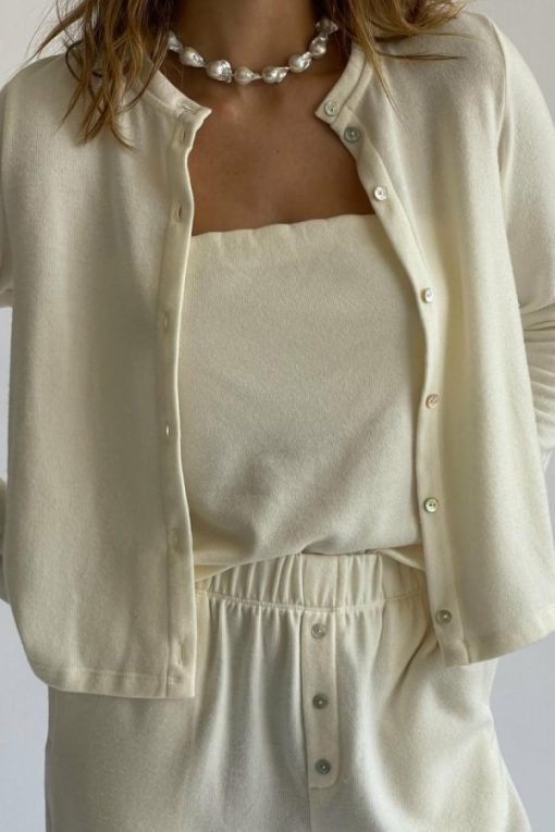 Themodestmoth.shop3997921dce 1