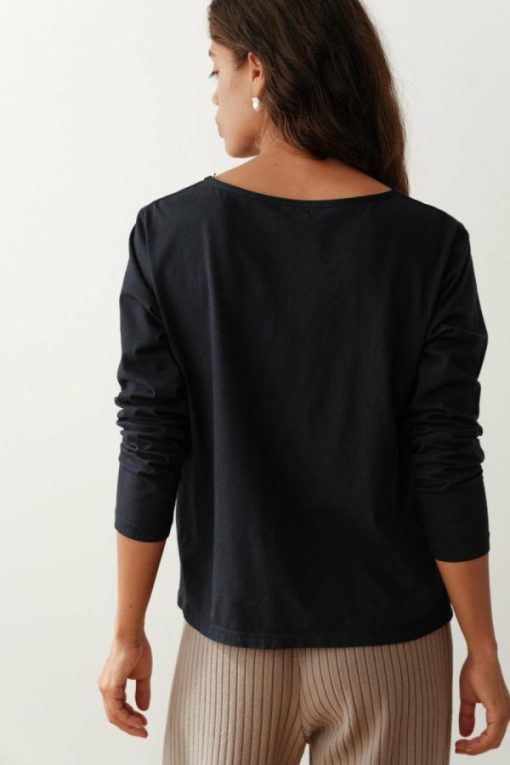 Themodestmoth.shop3b899d3d04 6