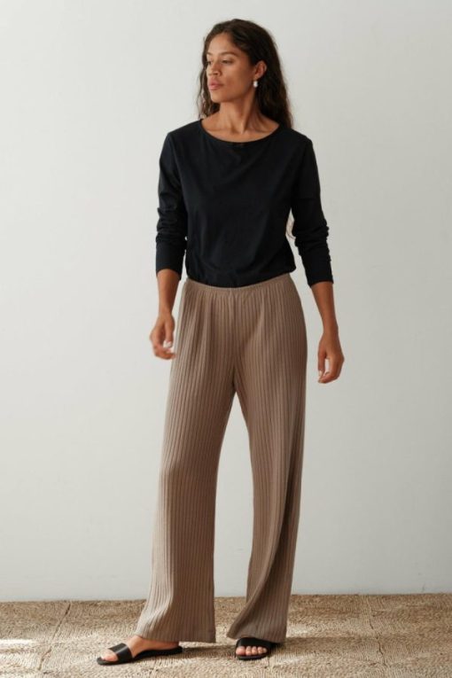 Themodestmoth.shop3b899d3d04 7