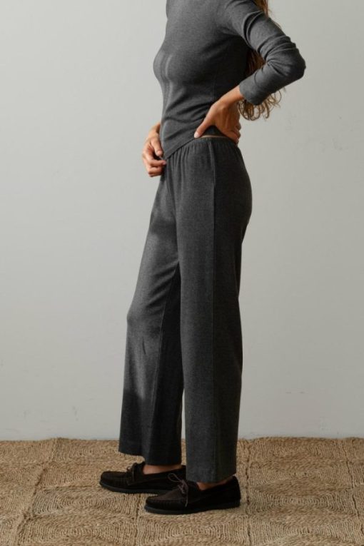 Themodestmoth.shop48fe5ec3f1 2
