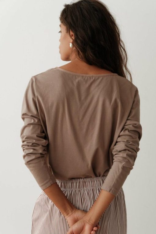 Themodestmoth.shop49d04de1d0 6