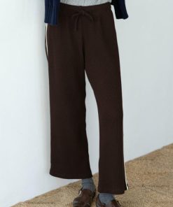 Themodestmoth.shop617843bdd6 1