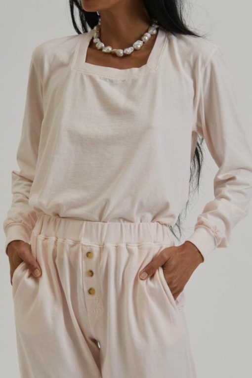 Themodestmoth.shop686a606395 1