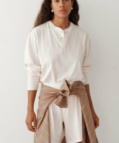 Themodestmoth.shop6ea4f73585 1