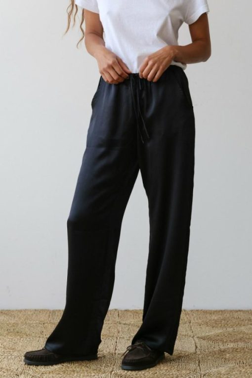 Themodestmoth.shop7854c29563 1