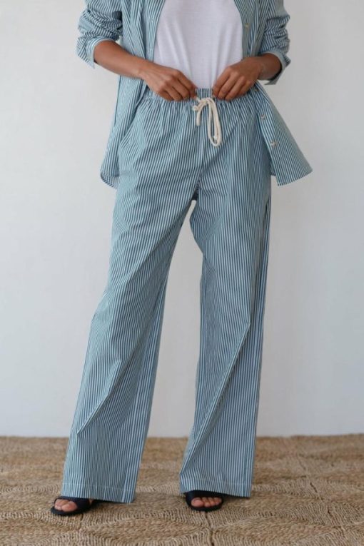 Themodestmoth.shop7a2b9ff486 2