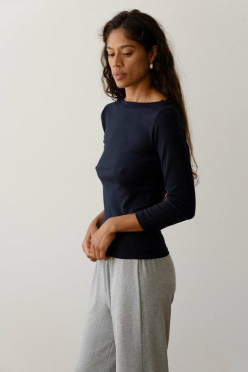 Themodestmoth.shop84011f8e22 5